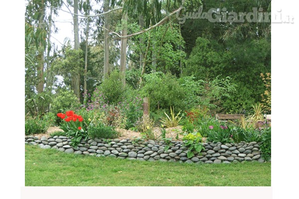 Pietre e ciottoli, le nuove protagoniste dei giardini