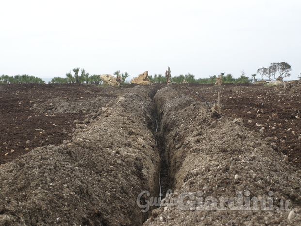 Irrigazione per prato erboso su zona residenziale in fase di realizzazione presso Noto (SR)